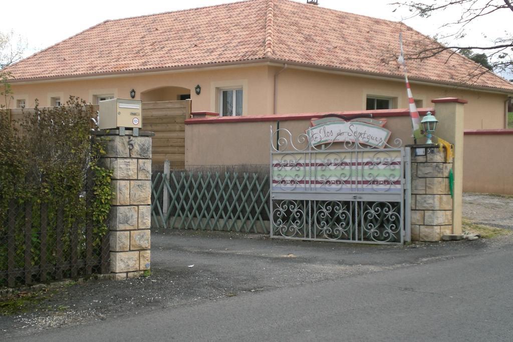 Chambres d'Hôtes Le Clos des Senteurs Malemort Exterior foto
